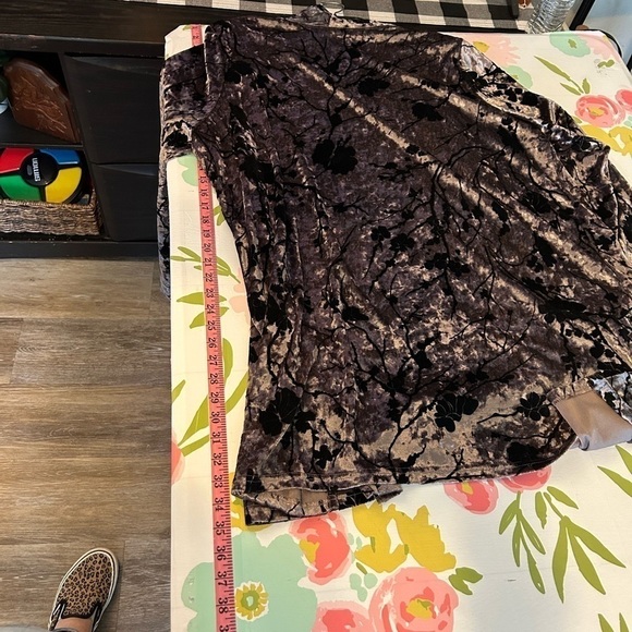 NWT Lauren Michelle Woman 2X great and black open front longline cardigan - Picture 6 of 6